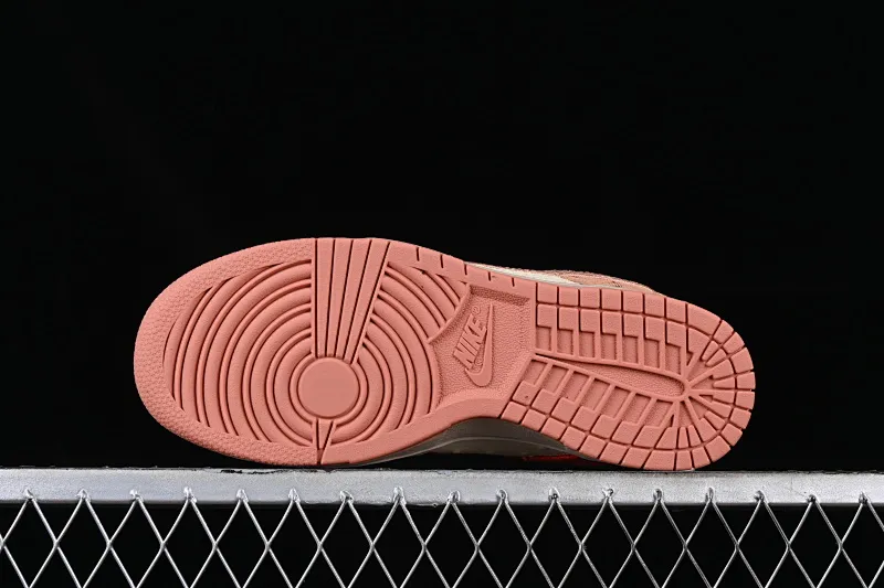 All categories Nk SB Dunk series Nk SB Dunk Low low-top sneakers J version Clot x Dunk Low "What The" joint model Yuanyang color SB low-top casual sneakers FN0316-999
